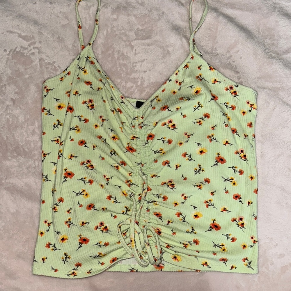 🌼Floral Top🌼